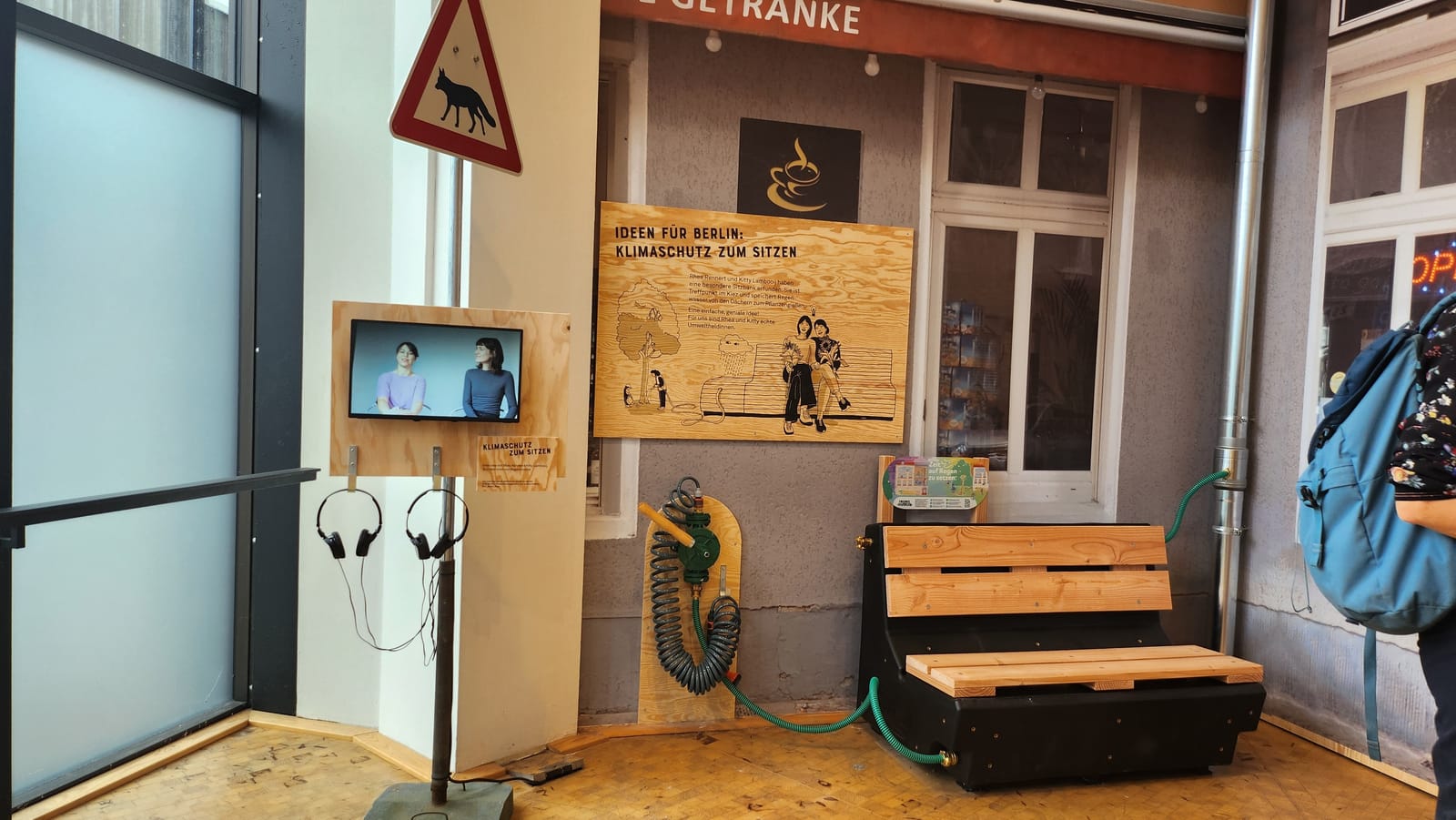 Ausgestellte Regenwasserbank im FEZ